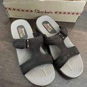 Skechers Women’s Reggae Desert Escape Sandal Slide